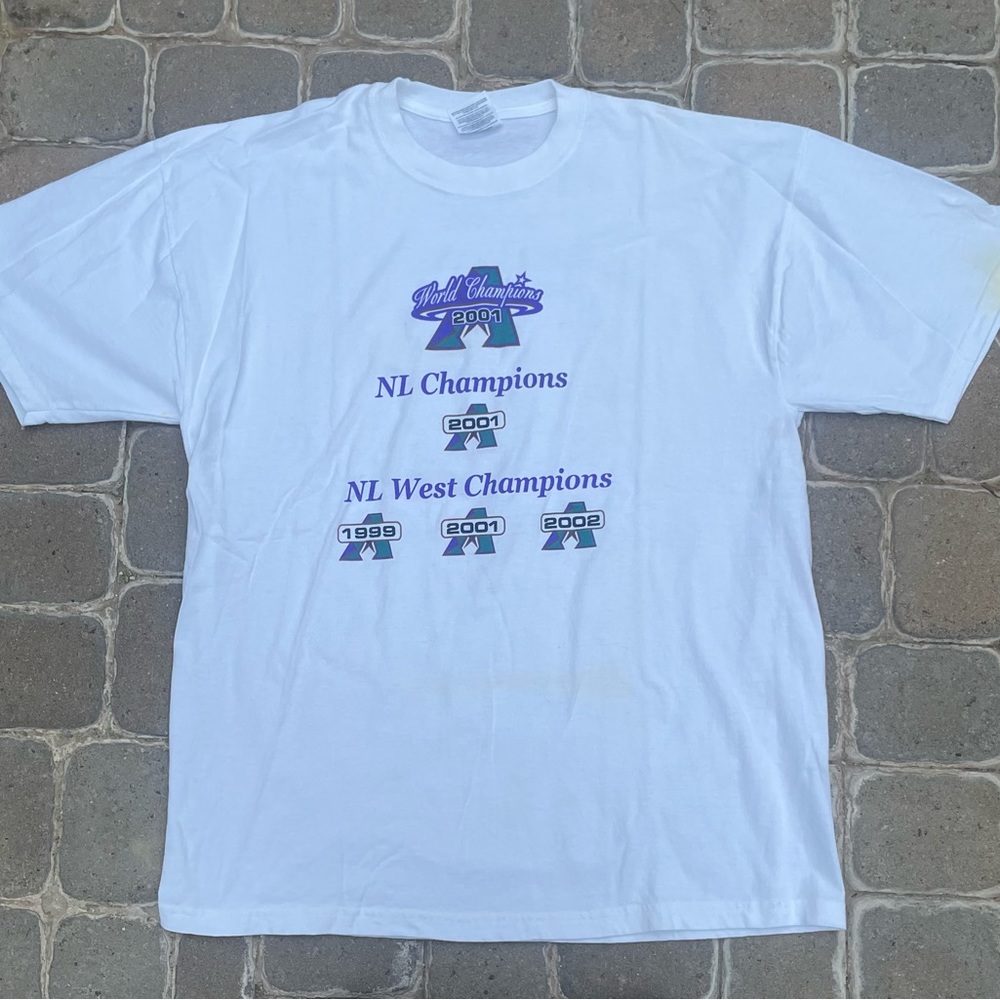 2001 arizona diamondbacks shirt
